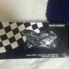 MINICHAMPS yamaha YZR-M1 2010のサムネイル