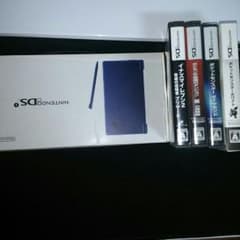ニンテンドーDSi＋ソフト4本のサムネイル