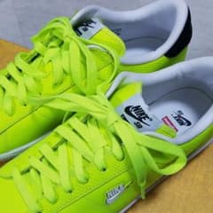 Supreme　ナイキ　テニスクラシック　スニーカーのサムネイル