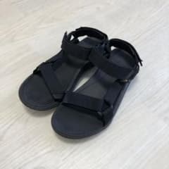 美品　Teva テバ　サンダル　ブラック　ベストセラー　26cmのサムネイル