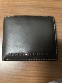 TOMMY HILFIGER 二つ折り財布 ダークブラウンのサムネイル