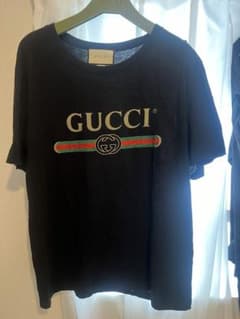 GUCCI グッチ ロゴ プリント Tシャツ 半袖 ブラック 黒 ⭐︎美品⭐︎のサムネイル