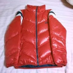 NIKEのサムネイル