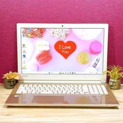 高性能✨第8世代Corei7✨メモリ8GB✨Win11✨カメラ付き✨大容量1TB