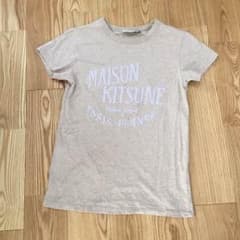 美品！メゾンキツネ Ｔシャツのサムネイル