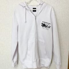 パーカーのサムネイル
