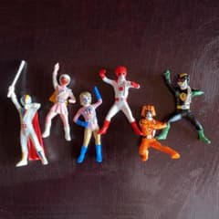 戦隊ヒーロー フィギュア 6体セット - メルカリ