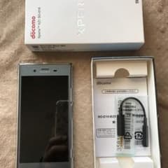 docomo　xperia  xz1 利用制限○　simロック解除済み。のサムネイル