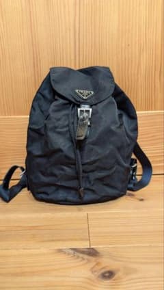 PRADA ブラック バックパックのサムネイル