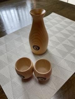 阪神ファン如何ですか。徳利と盃です。のサムネイル