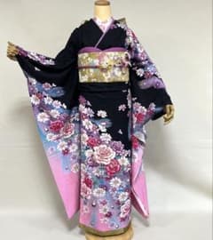 ◉黒地◉ラメ地◉ピンク◉薔薇 振袖フルセット - メルカリ