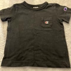 Champion ポケット付き Tシャツ ブラックのサムネイル
