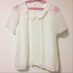 白♡ブラウスのサムネイル