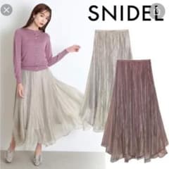 SNIDEL スナイデル　シアーフレアスカートのサムネイル