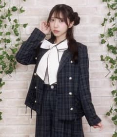 axes femmeＷレースアップテーラージャケット セットアップのサムネイル