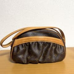 ニコ様専用　ルイヴィトン ショルダーバッグ　クララのサムネイル