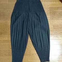 homme plisse issey miyake フルレングスのサムネイル