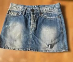 H&M デニムミニスカート ダメージ加工のサムネイル