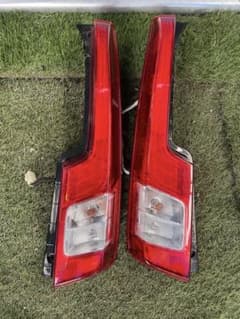 ダイハツ ムーヴ LA150S LA160S 純正テールランプ 左右セット - メルカリ