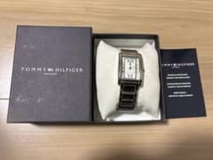 TOMMY HILFIGER 腕時計※電池切れのサムネイル