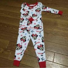 ミニーちゃんのパジャマのサムネイル