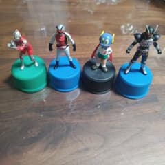 ウルトラマン　仮面ライダー　パーマン　ボトルキャップのサムネイル