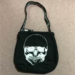 専用です。GLAD NEWS肩掛けカバンのサムネイル