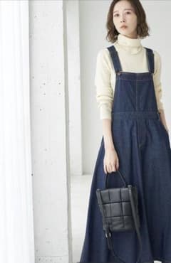 びーすけ様専用【ロペピクニック】デニムジャンパースカートのサムネイル