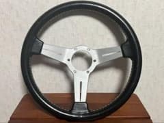 【美品・刻印有】ナルディ ステアリング クラシック シルバー 33φのサムネイル