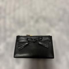kate spade ブラックレザー二つ折りコインケース　パスケースのサムネイル