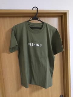 Tシャツ　オリーブ色　緑色のサムネイル