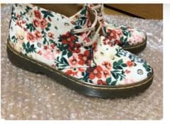 Dr. Martens Daytona 花柄シューズのサムネイル