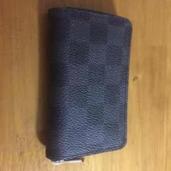 ルイ ヴィトンの小銭入れのサムネイル