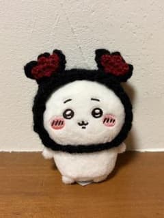 ちいかわおすわりぬいぐるみ 被り物のサムネイル