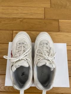 FILA　フィラ　靴　厚底　　スニーカー　ホワイト　白のサムネイル