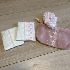 手作りレースポーチ 3点セット シュシュ付き
