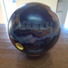 STORM　EQUINOX ボウリングボール 紫黒マーブルのサムネイル