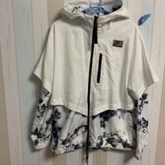 本日までタイムセール‼︎NIKEのナイロンジップジャケットです。のサムネイル