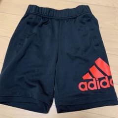 adidas アディダス ハーフパンツ　120cmのサムネイル
