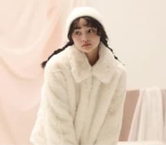 muguet  rabbit like fur outer ファーコートのサムネイル