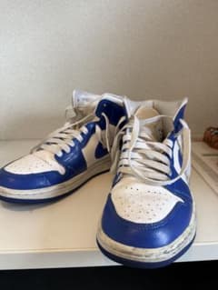 NIKE AIR JORDAN 1 MID ホワイト ネイビー　24.5cmのサムネイル