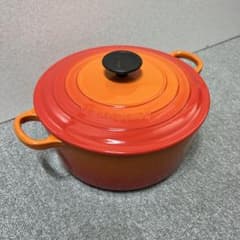 未使用　ル　クルーゼ ココットロンド　 鋳鉄鍋 オレンジ 約24cm ル・クルーゼ 鍋 ココットロンド 24cm オレンジ 中古美品 - メルカリ