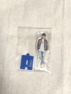 ジャニーズWEST 藤井流星　アクリルスタンドのサムネイル