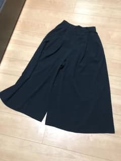 GU ガウチョパンツ ワイドパンツ 黒のサムネイル