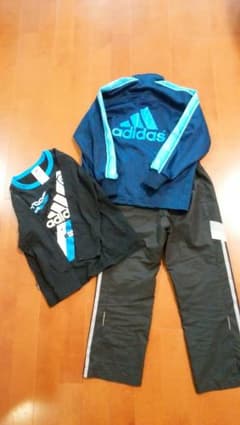 子供服のサムネイル