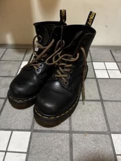 Dr. Martens 8ホール ブーツ MADE IN ENGLANDのサムネイル