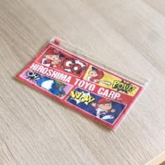 〈 新品 〉カープ スライダーポーチのサムネイル