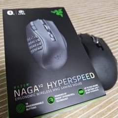 razer naga v2 hyperspeed 無線多ボタンマウスのサムネイル