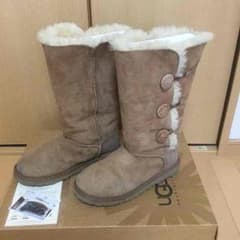 UGGブーツのサムネイル