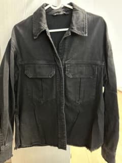 ZARA デニムジャケット ブラックのサムネイル